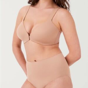 SPANX Bra‑llelujah Lightly Lined Wireless Bra 34C Beige Nude 2.0 NEW